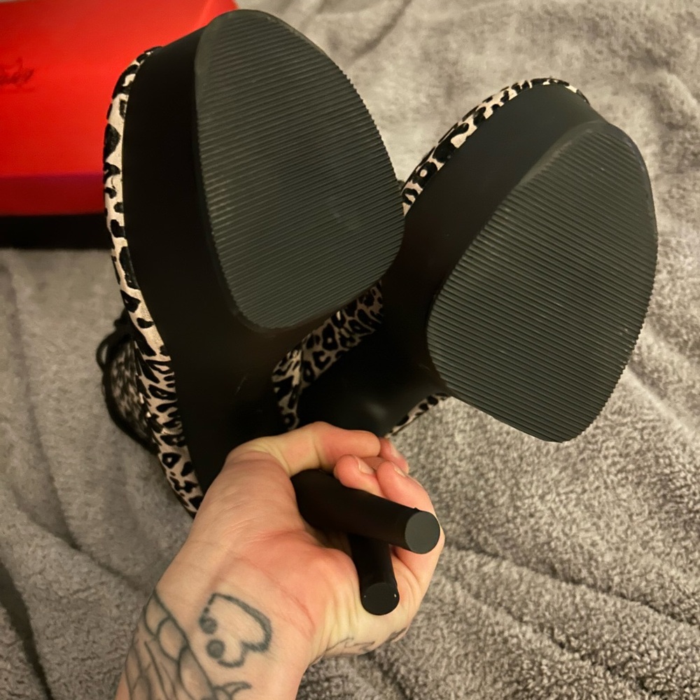 ADORE ME stripper heels 👠